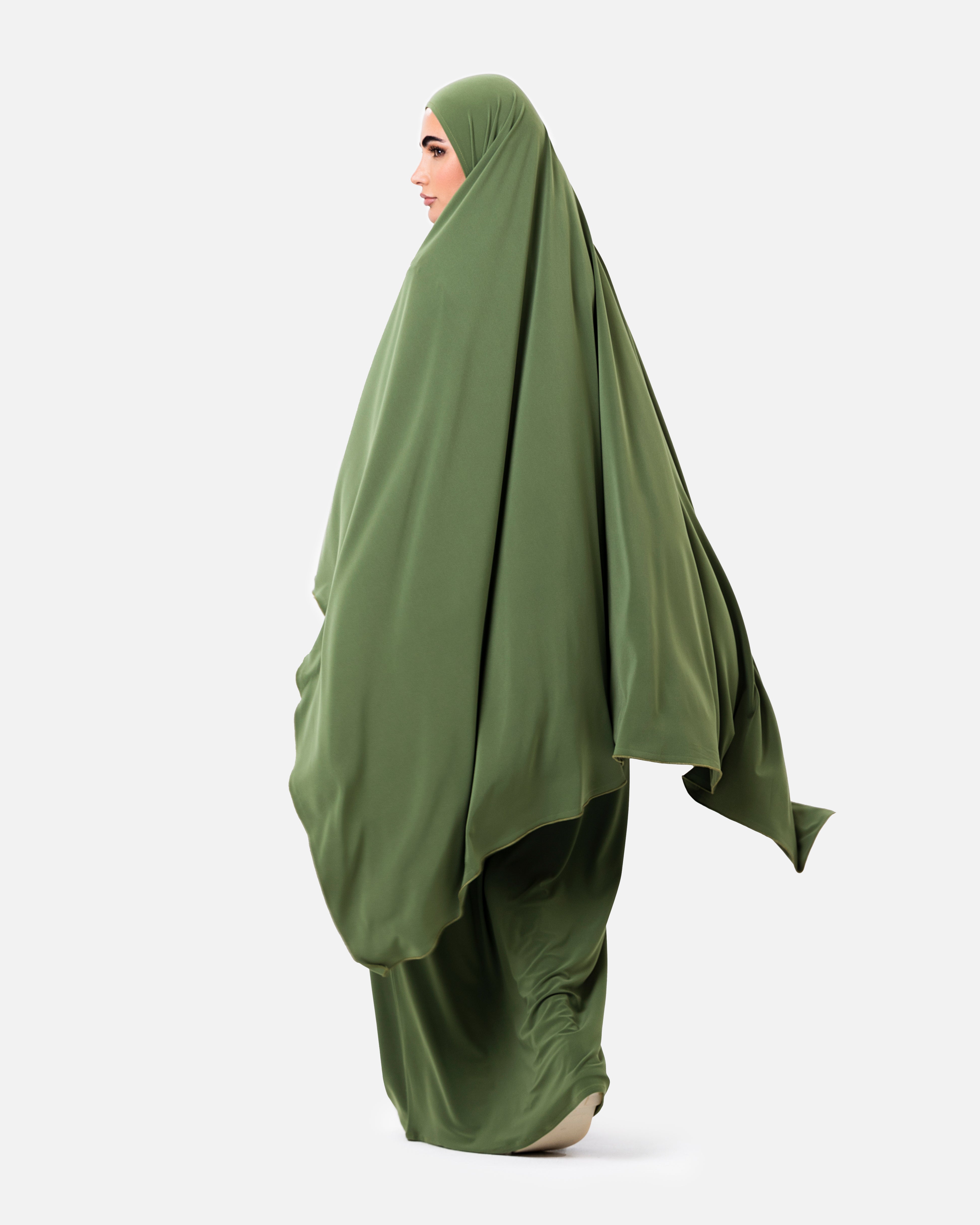 Khimaar Set Green by Maison Qamari