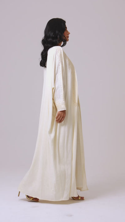 Royal Linen Abaya by Maison Qamar Dubai